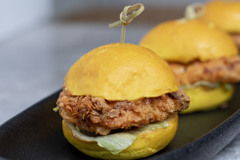 برقر كرسبي دجاج ميني