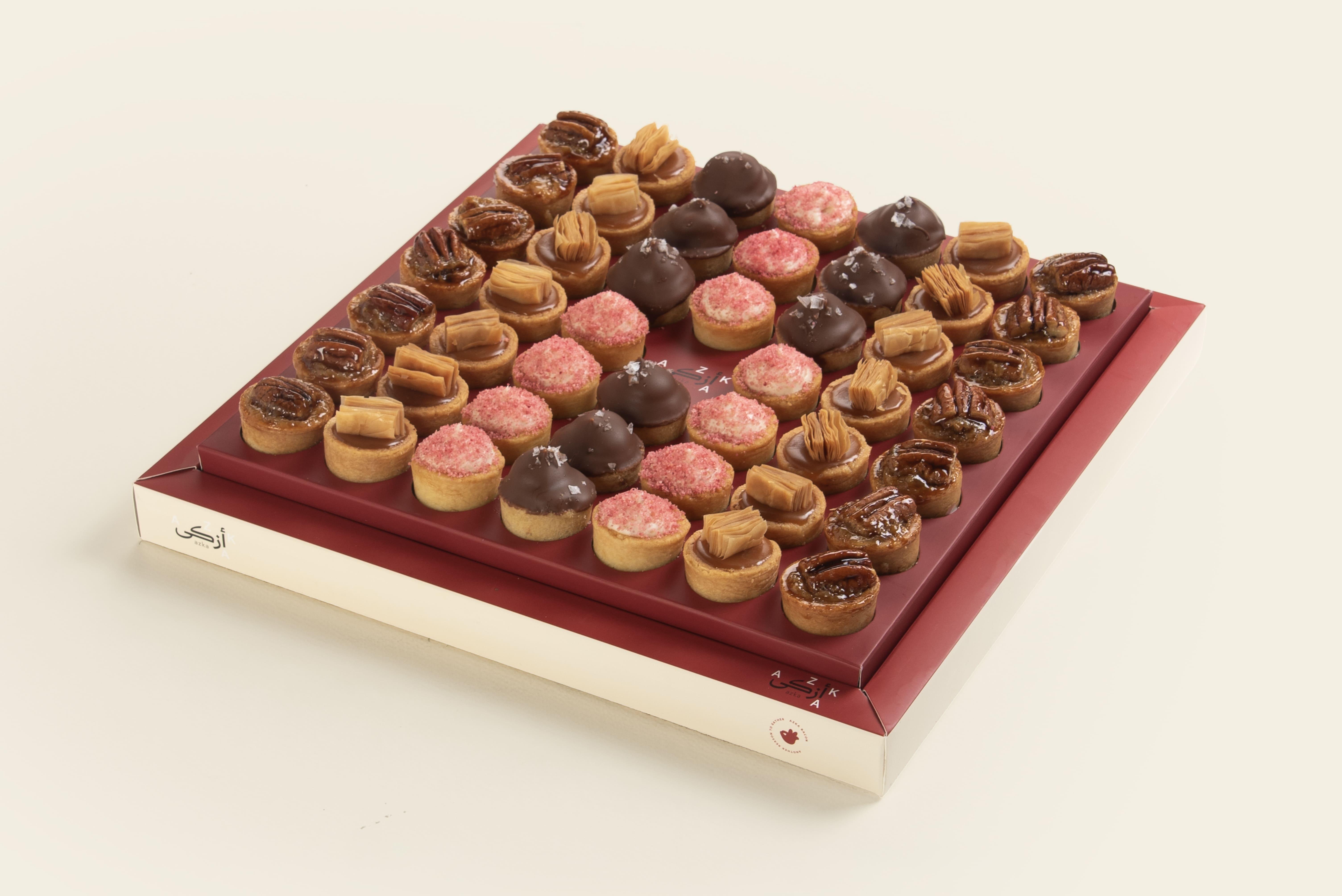 Azka Moments Larg Box