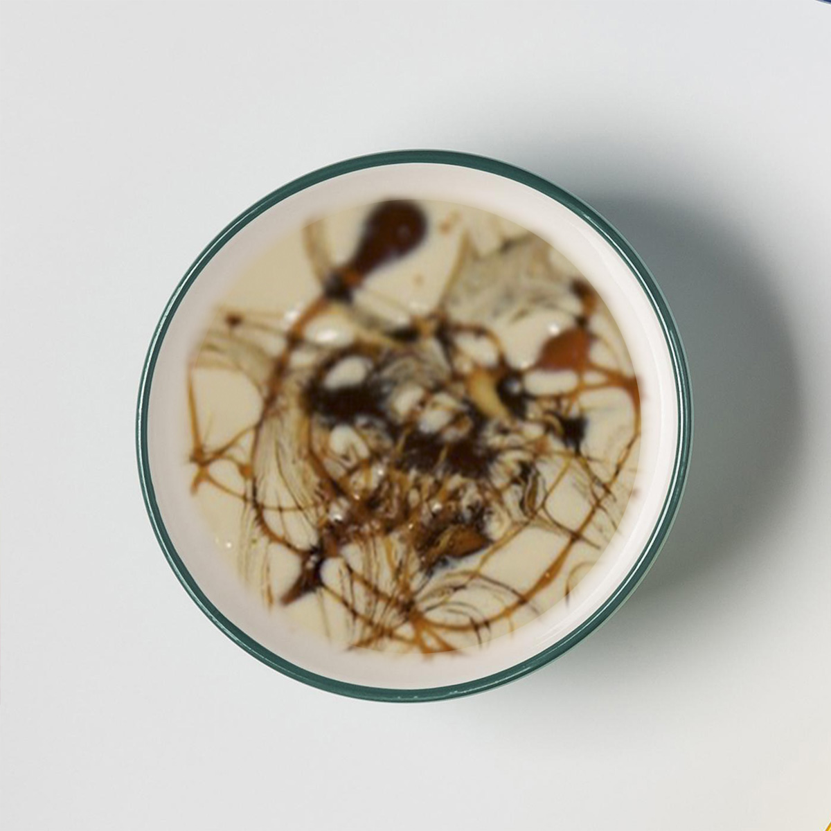 عسل أسود بالطحينة