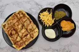 مطبق جبن سايل و شبس عمان