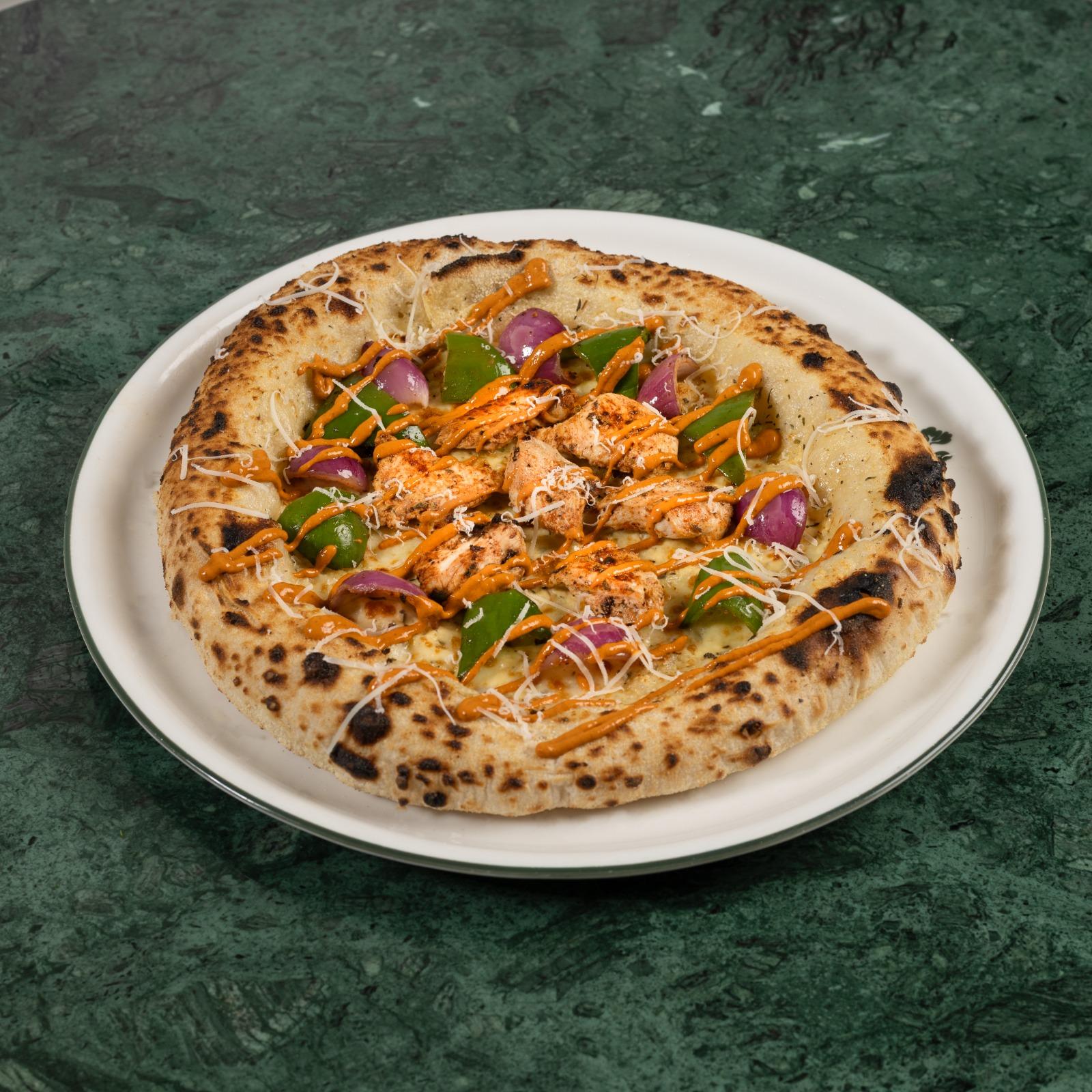 بيتزا بيانكا آل بولو