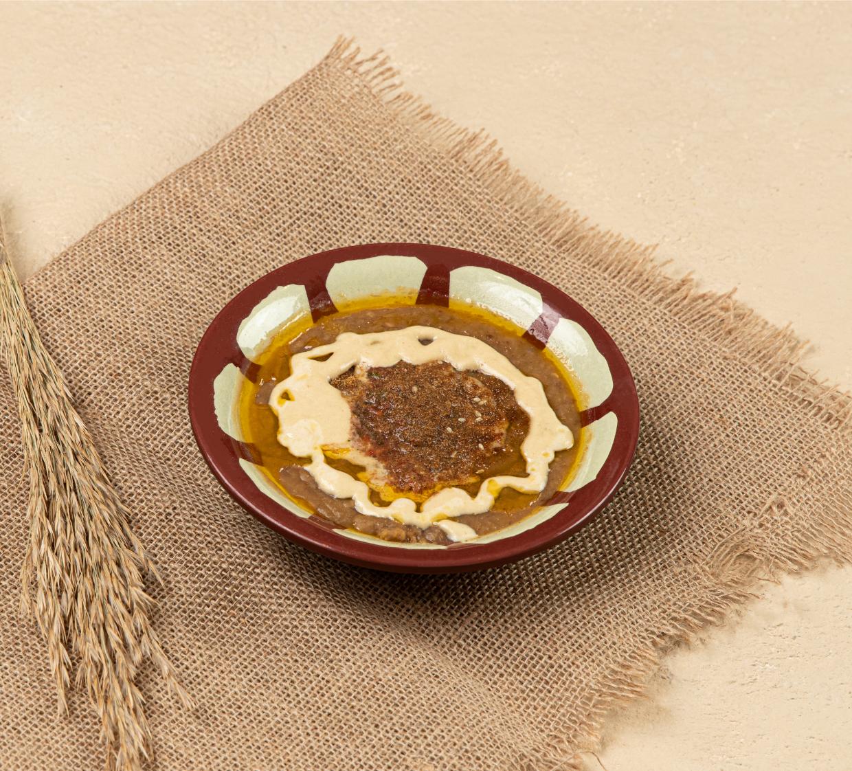 علبة فول كبير