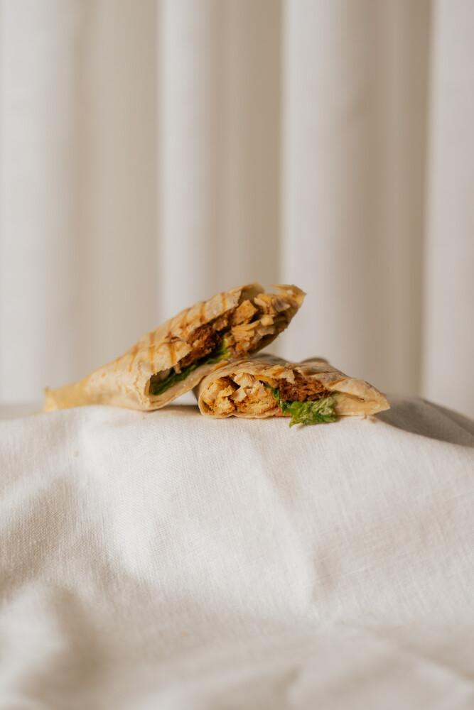 سيزر دجاج تورتيلا Tortella chicken caesar