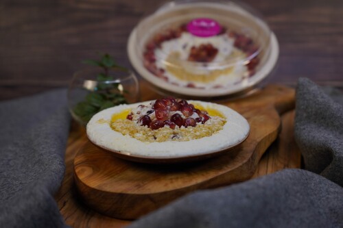 لبنة بالرمان و السمسم