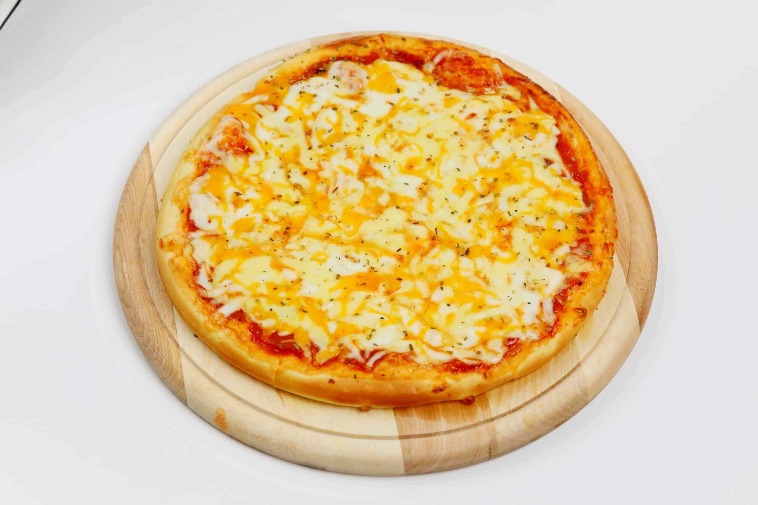 بيتزا مشكل أجبان