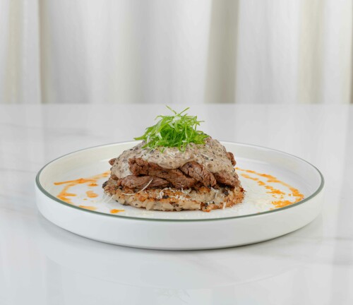 شريحة الستيك مع الأرز المقرمش Crunchy Rice Steak