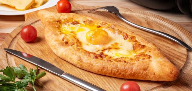 فطائر لحم بالبيض