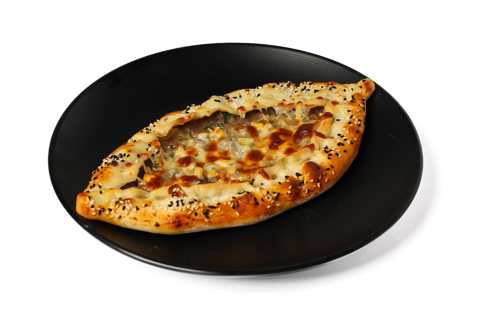 منقوشة لحم بعجين