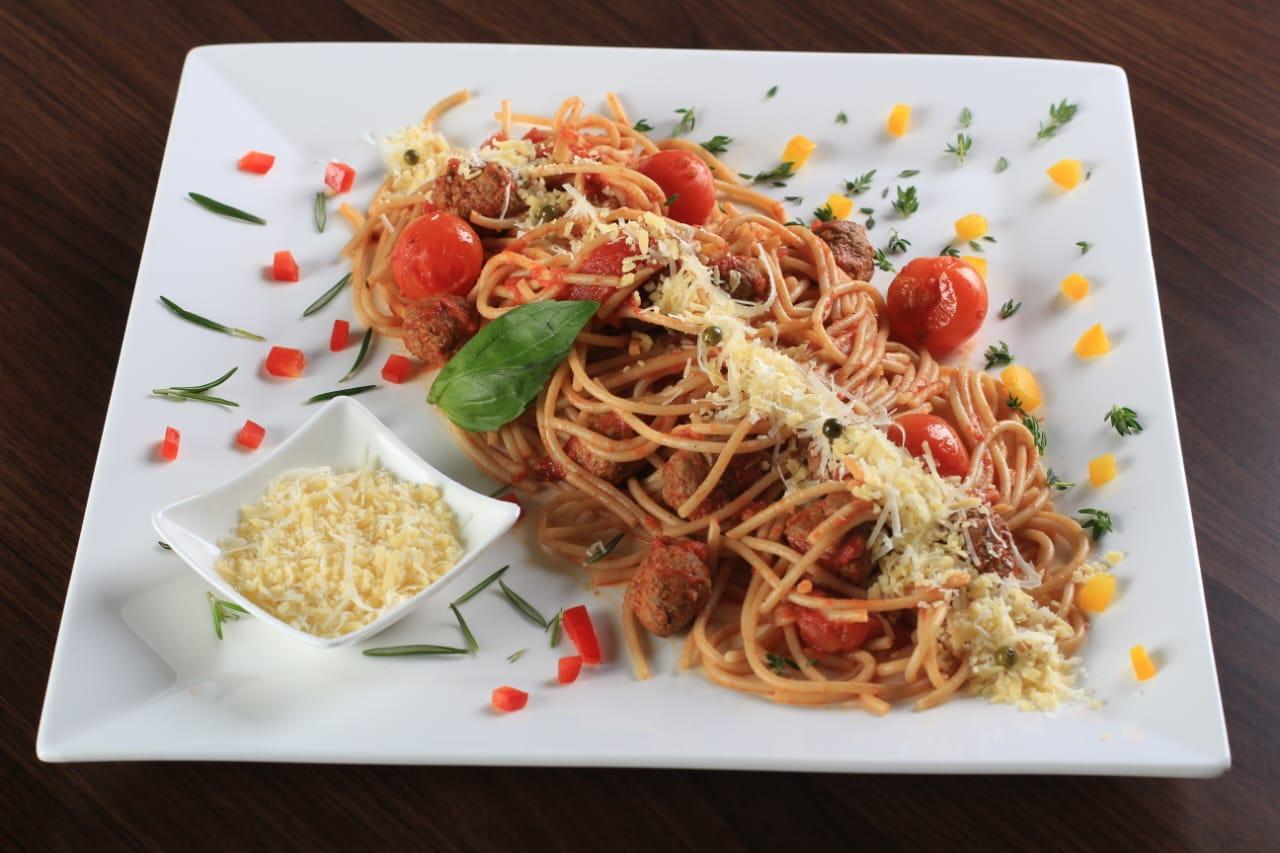 باستا باللحم المفروم