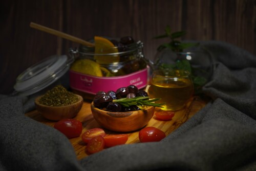 زيتون أسود روزماري