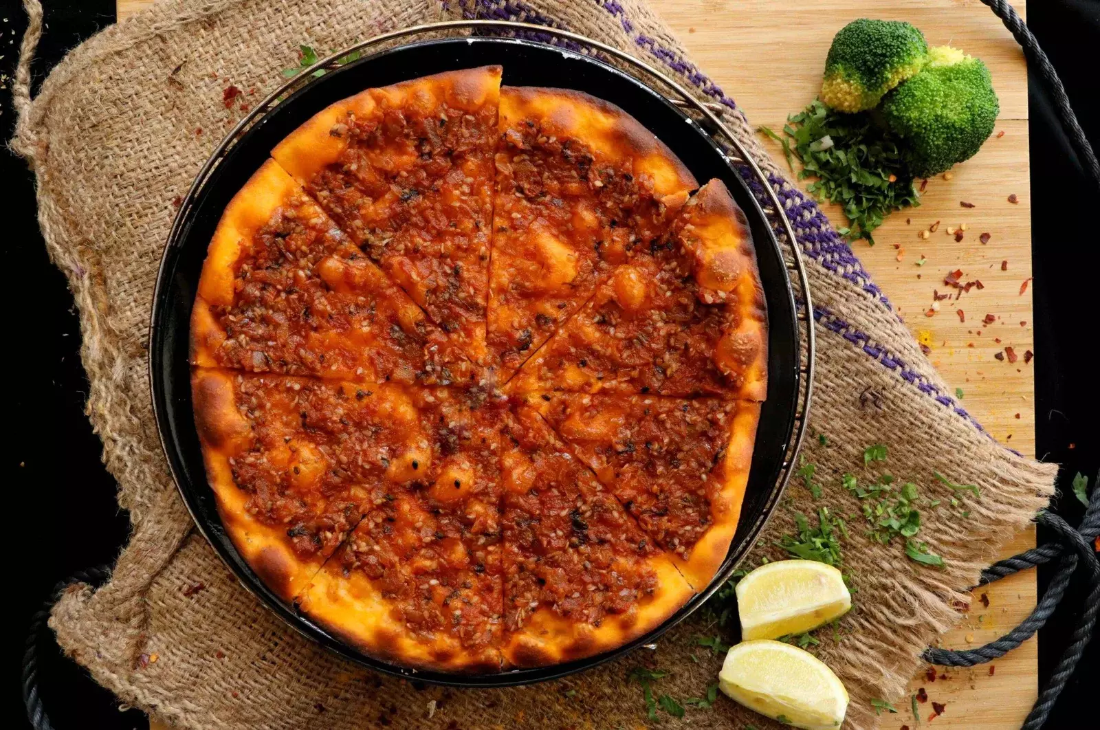 فطائر محمرة