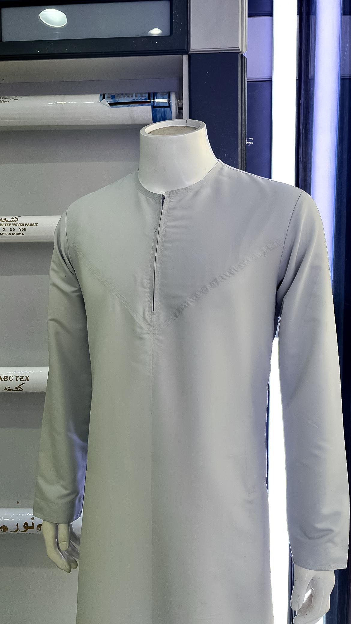 ثوب إماراتي
