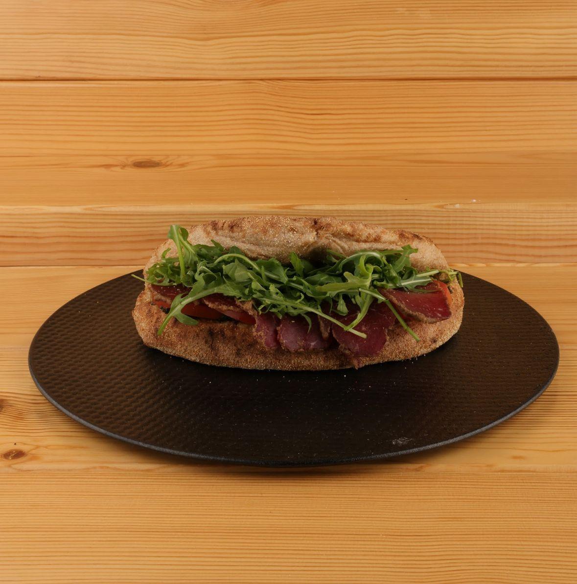 كالزوني البيكون