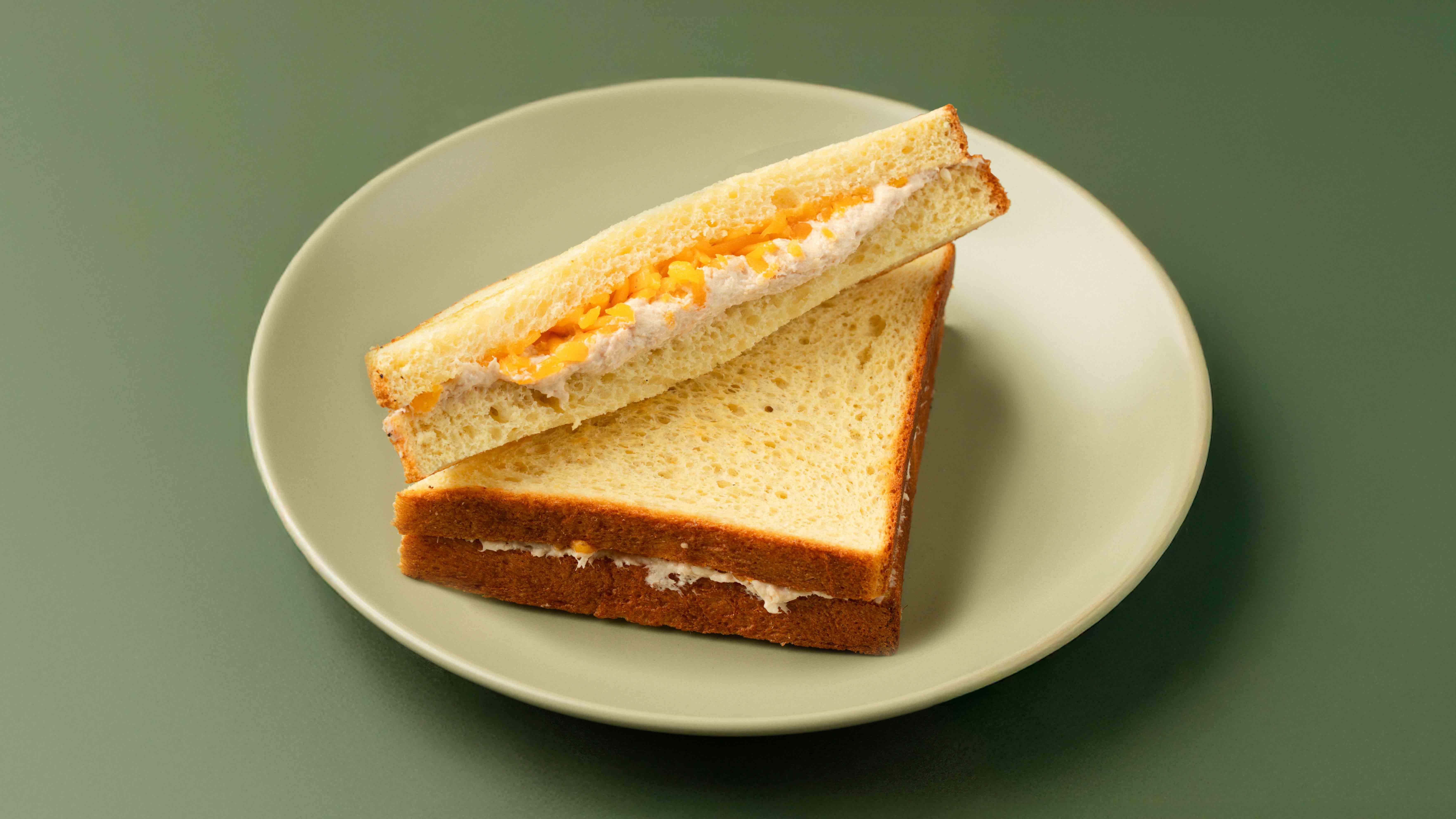 توست تونه بالطحينه