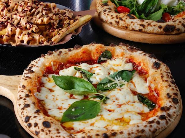 بيتزا مارغريتا