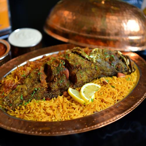 رز هذبه مع هامور