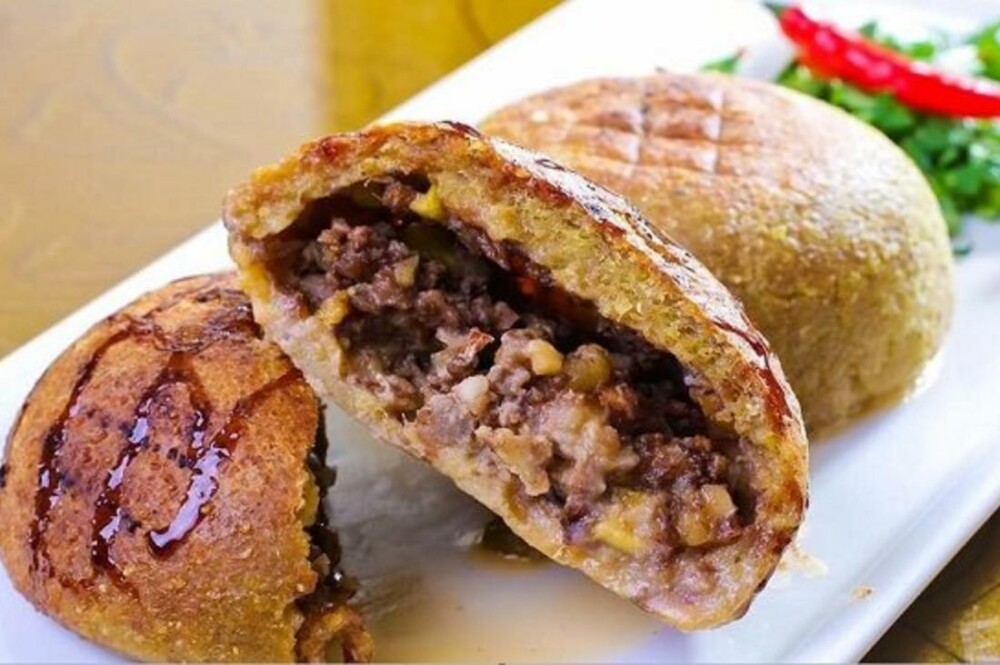 كبة مشوية باللحم