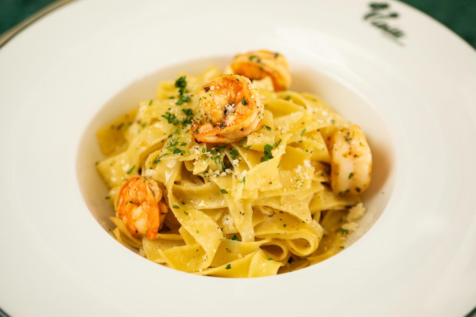 اقليو باستا Aglio pasta