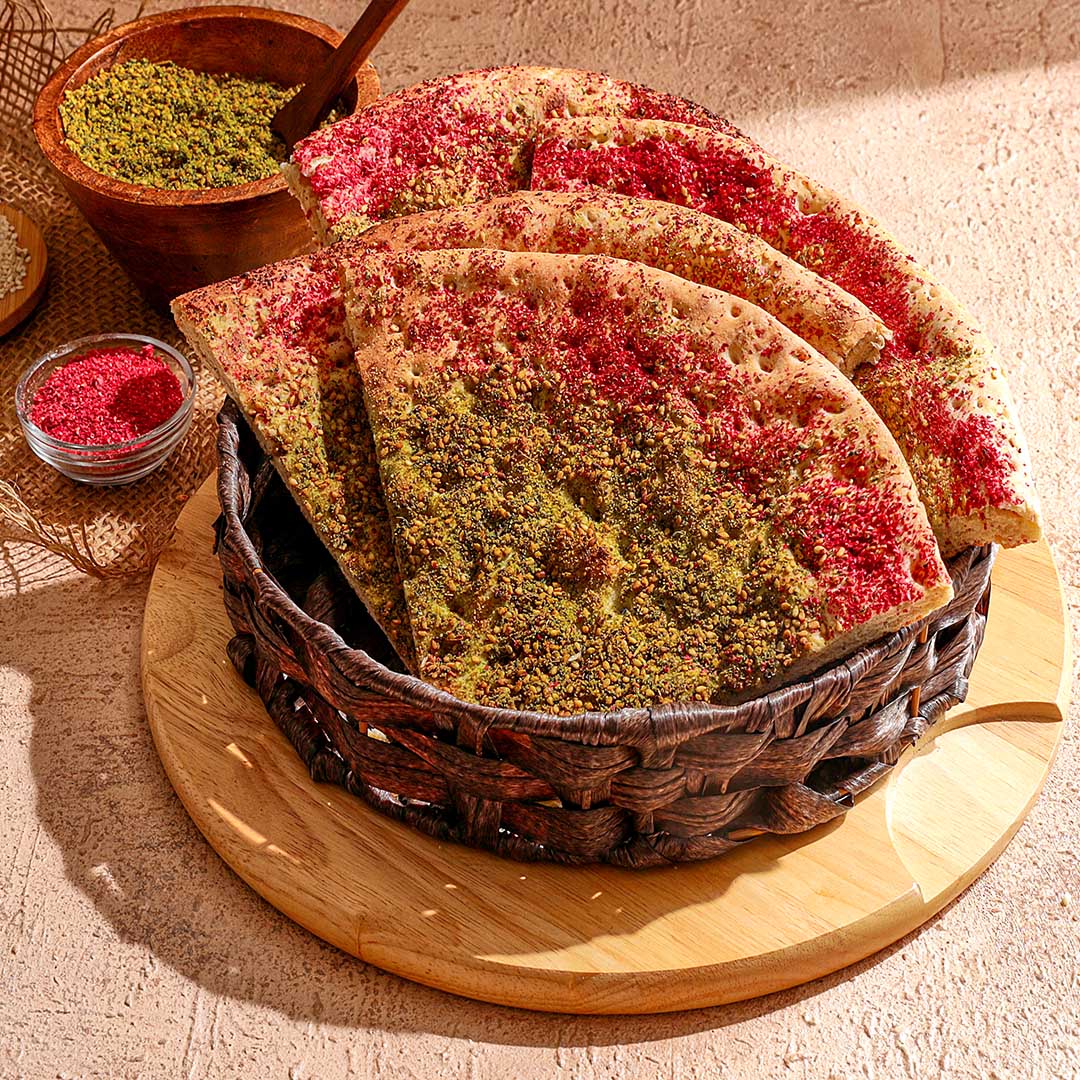 تميس زعتر مع صمان الجبن